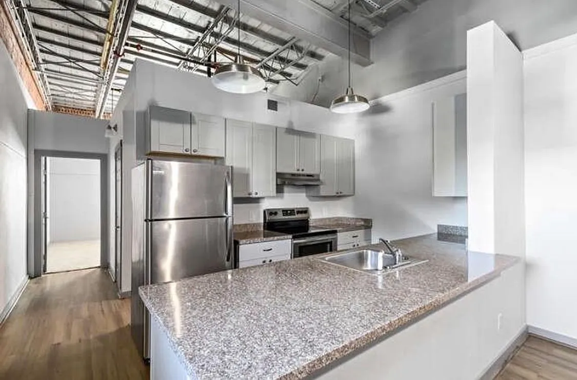 612 Lofts — Photo 1