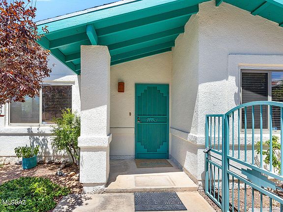 3rd image of 1905 N Palo Verde Blvd