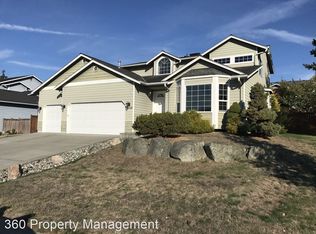 1686 SW Union St, Oak Harbor, WA 98277