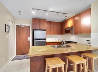 9266 University Cres Unit 307, Burnaby, BC V5A 4Z1