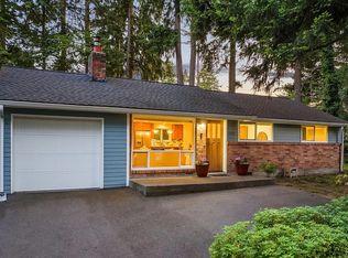 12561 Roosevelt Way NE, Seattle, WA 98125