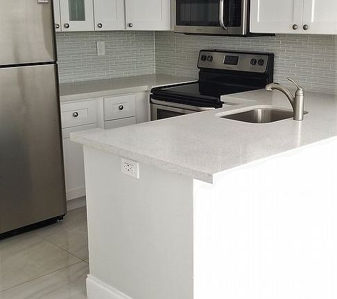 2nd image of 752 Executive Center Dr APT 38
