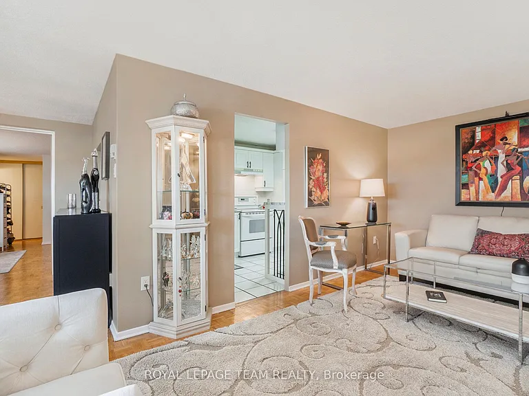 1356 Meadowlands Dr E #705 — Photo 9