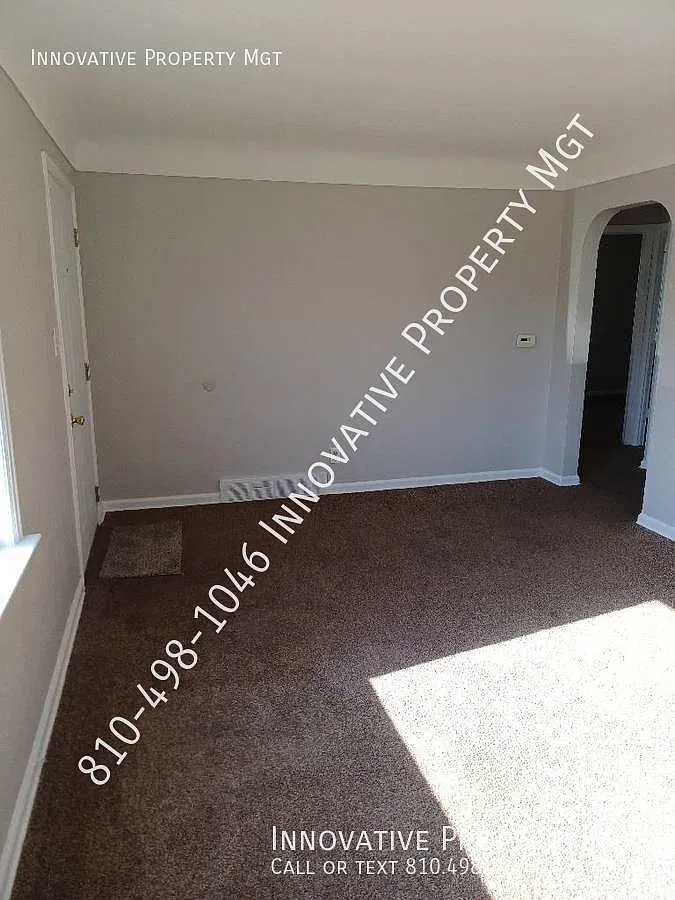 Cute 3-bedroom ,1 bath home. Garage NOT included — Photo 4