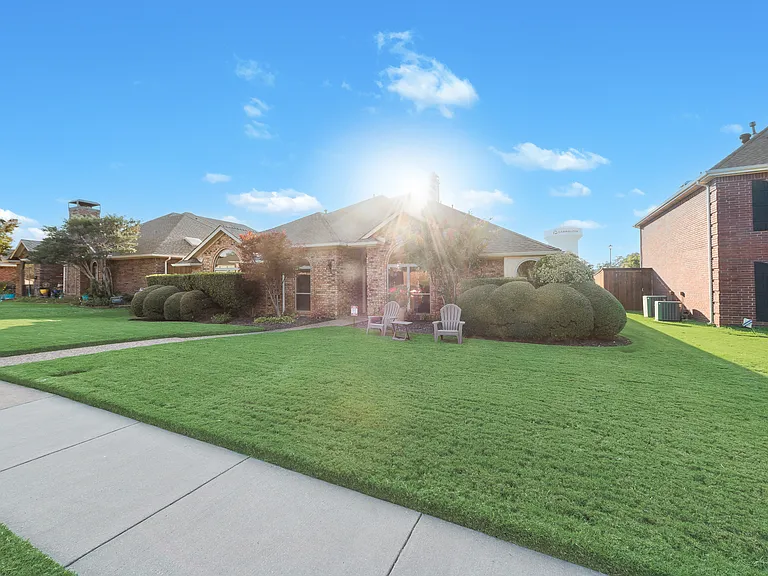 4027 Red Maple Dr — Photo 33