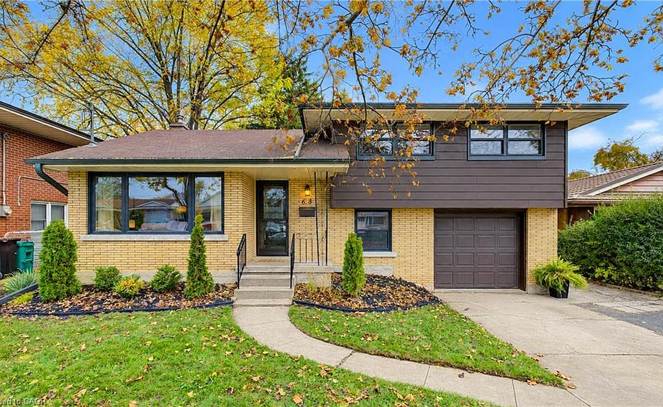 1st image of 68 Cambridge Ave