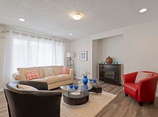 11918 68th St NW, Edmonton, AB T5B1P7