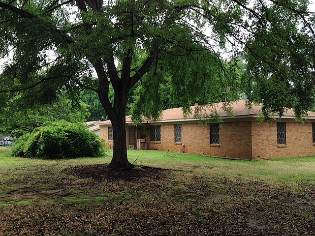 1st image of 1105 Annette Dr
