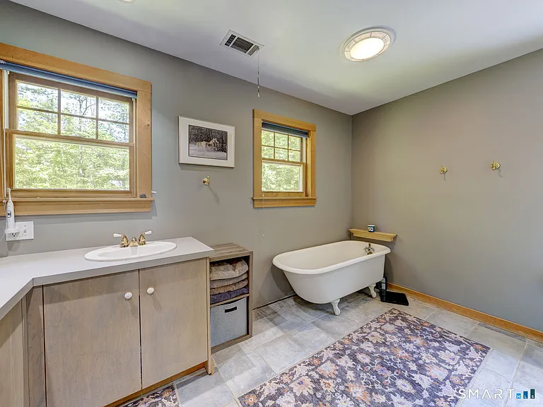 8 Deming Rd — Photo 23