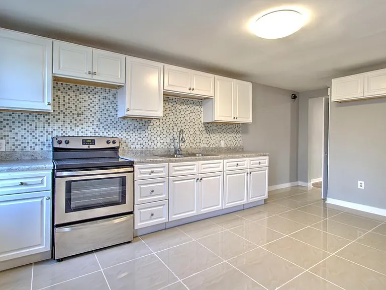 5012 Kutztown Rd — Photo 8