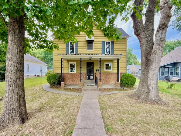 1009 S Central Ave, Chanute, KS 66720