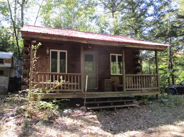 529 Redding Road, Sumner, ME 04292