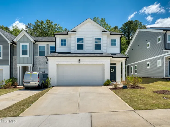 530 Barrington Row Avenue, Zebulon, NC 27597