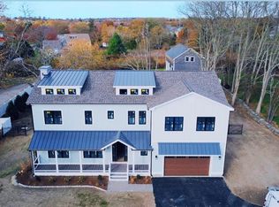 980 Green End Ave, Middletown, RI 02842