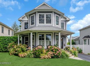 554 Essex Ave, Spring Lake, NJ 07762