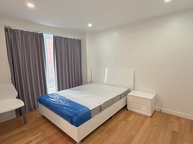 4223 Parsons Blvd #6E — Photo 5