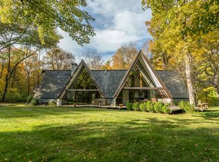 112 Norfolk Rd, Litchfield, CT 06759