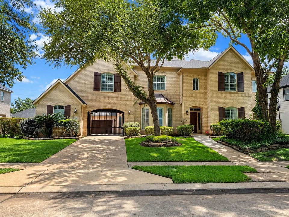 1st image of 9227 Hummingbird Ln