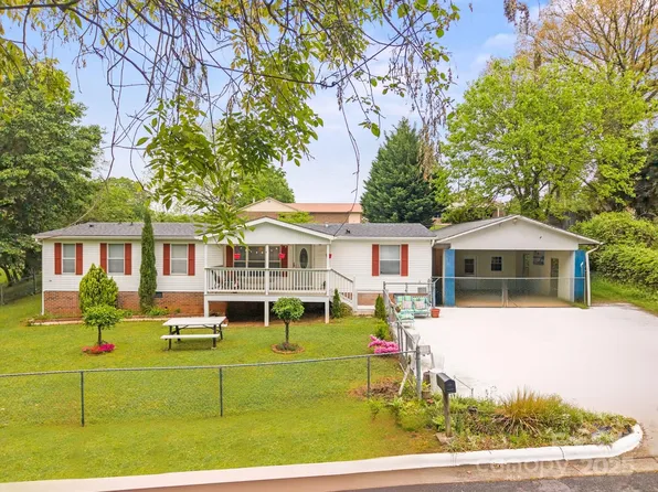 1106 3rd Ave SW, Hickory, NC 28602