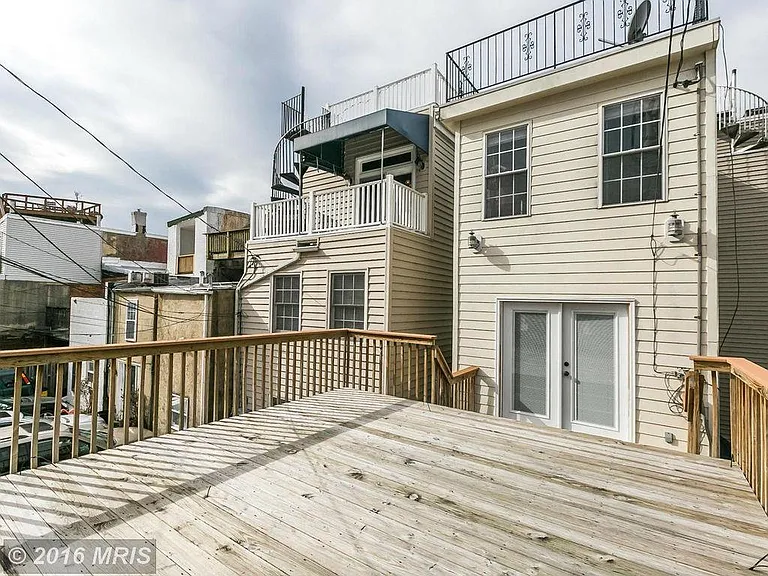 1107 William St — Photo 7