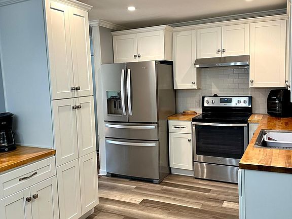 5th image of 7229 Hydrus Dr