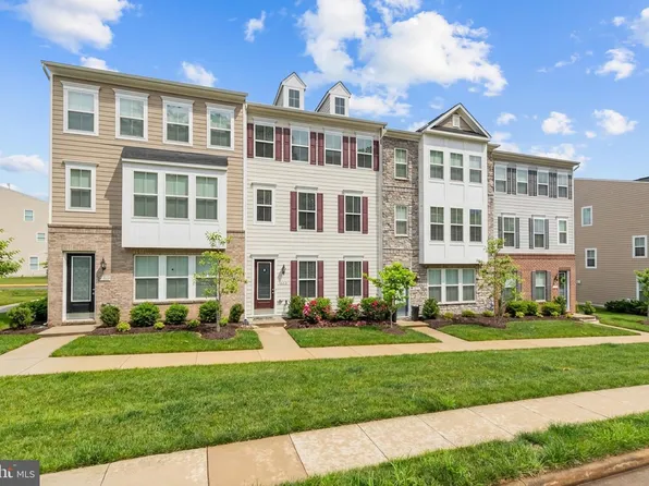 13018 Jessica Grove Pl, Woodbridge, VA 22192