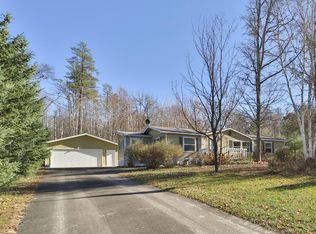 608 Cemetery Rd NW, Hackensack, MN 56452