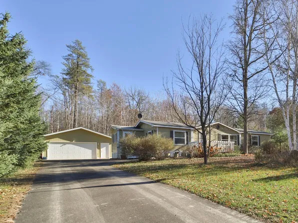 608 Cemetery Rd NW, Hackensack, MN 56452