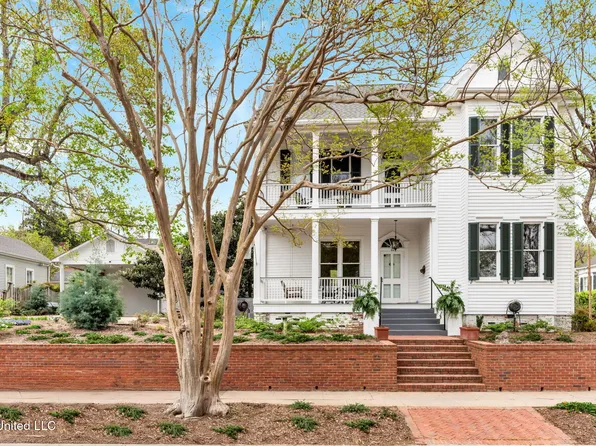 313 S Pearl St, Natchez, MS 39120