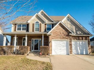 2422 NE 2nd St, Blue Springs, MO 64014