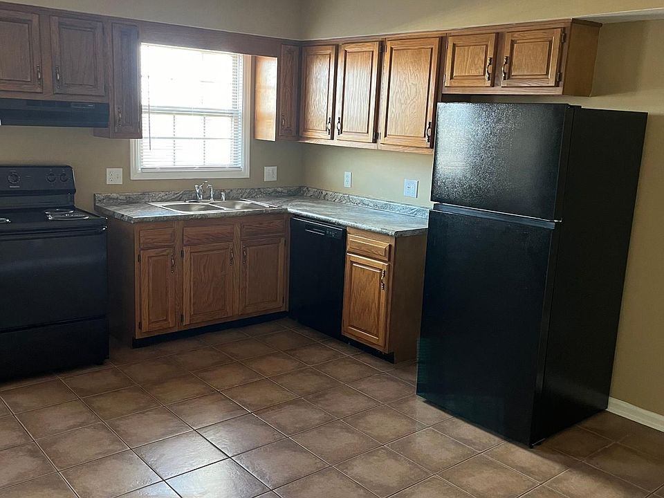 1st image of 1021 Brandy Ln #6