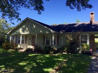 5207 Hodge St, Moss Point, MS 39563