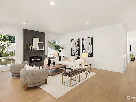 4th image of 8139 142nd Avenue NE