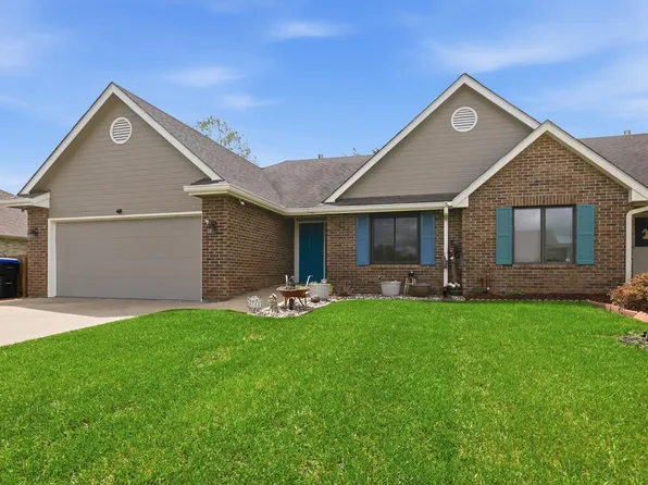 1711 SE 43rd Ter, Topeka, KS 66609