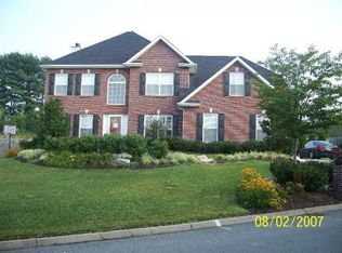 1309 Wineberry Rd, Powell, TN 37849