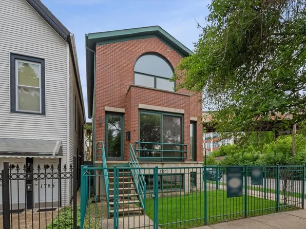1757 W Newport Ave, Chicago, IL 60657