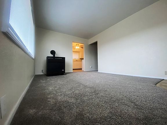 3rd image of 1402 & 04 Y Ave #1404-Y