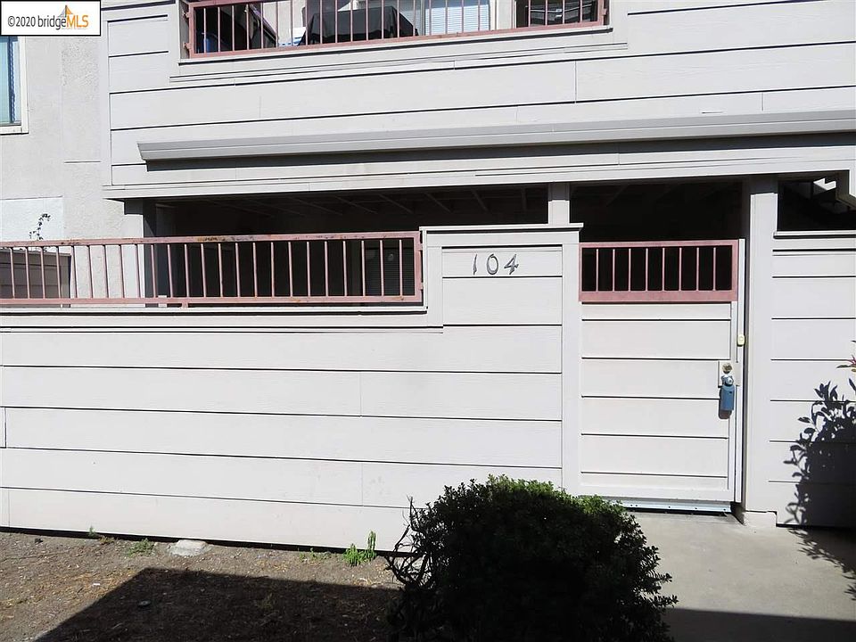 1st image of 4 Lancaster Cir APT 104