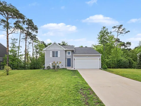 5904 Lucas Ln, Muskegon, MI 49444