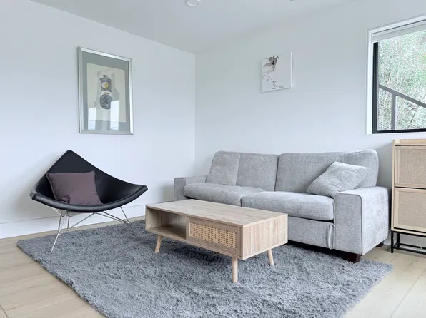 4488 N Vista Superba Dr, Los Angeles, CA 90065