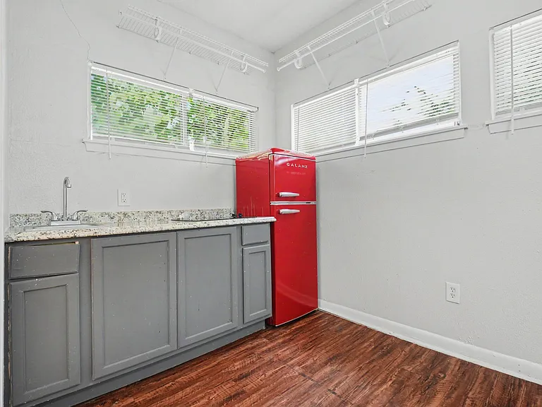 2600 Madera St #C — Photo 7