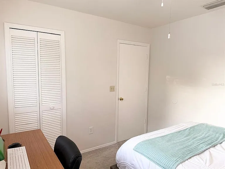 5027 SW 16th Pl #102 — Photo 26
