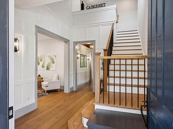 4th image of 4193 Summer Gate Avenue