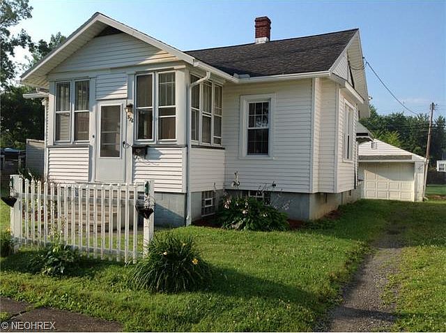 1st image of 376 E Maryland Ave