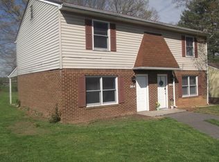 310 Teel St #B, Christiansburg, VA 24073
