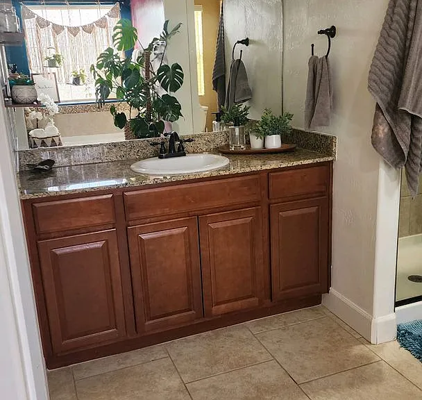 2701 Palo Pinto — Photo 18