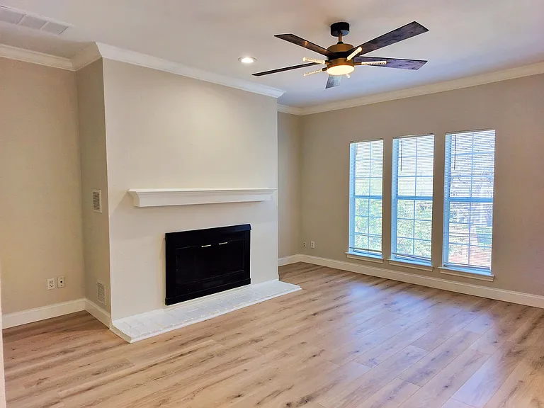 5310 Keller Springs Rd #723 — Photo 4