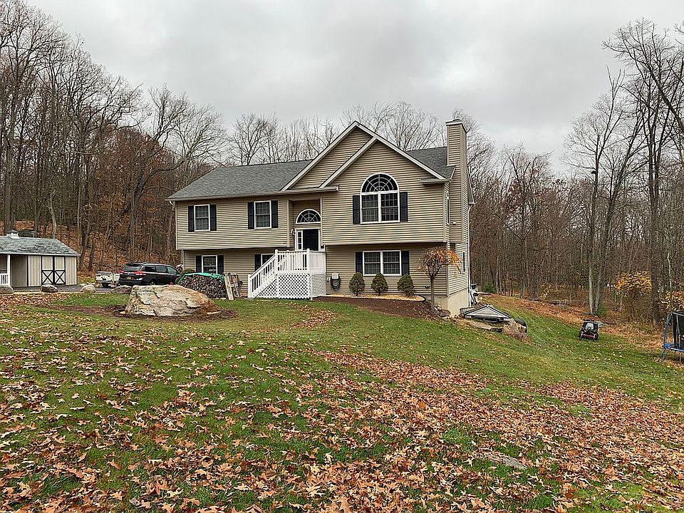 1st image of 20 Schubert Dr