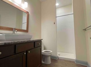 114 2nd St #204, New Glarus, WI 53574