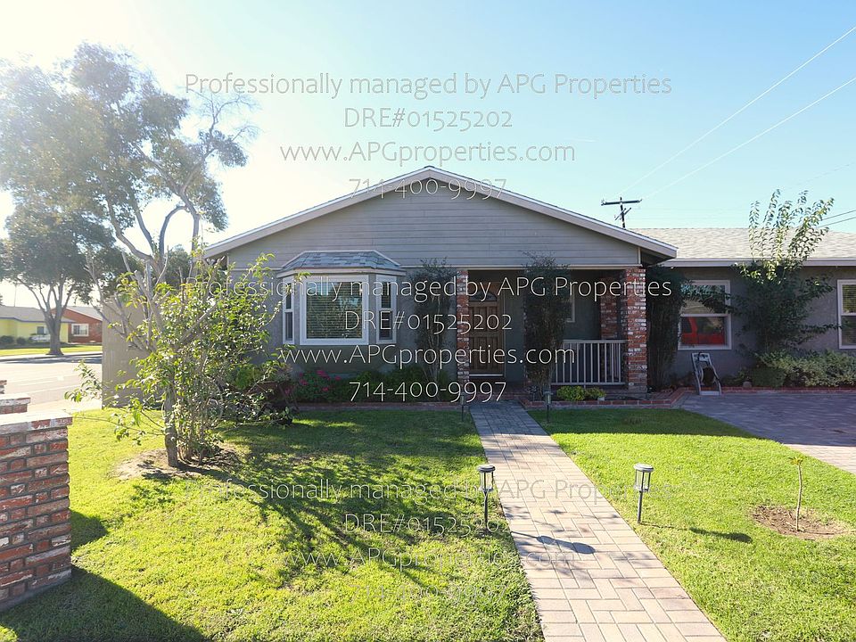 1st image of 11441 Park Ln